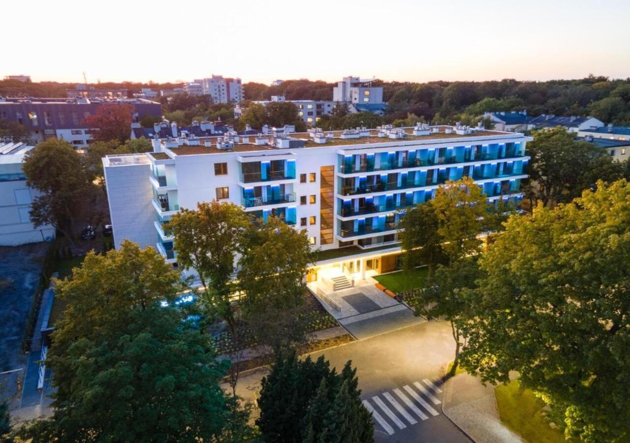 Apartament Whiteblue Kolobrzeg Z Duzym Ogrodkiem - 100 M Od Plazy! Whiteblue Kolberg Apartment Mit Grossem Garten - 100 M Vom Strand Entfernt! Whiteblue Kolobrzeg Apartman S Velkou Zahradou - 100 M Od Plaze! Екстериор снимка
